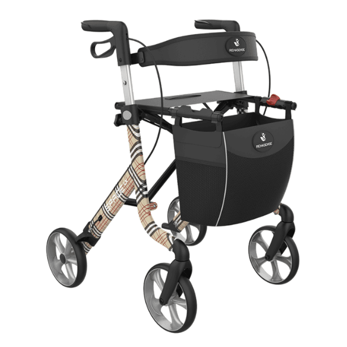 Rollator Space, Checkmate